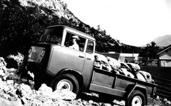 Jeep Forward Control Pickup - 1956-1965