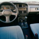 Mazda B Serie UF Cockpit Pickup