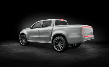 Mercedes Pickup Concept X-CLASS stylish explorer in der Heckansicht