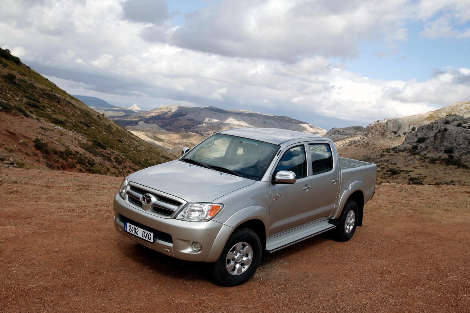 Toyota Hilux Pickup 2005 Pick up Trucks
