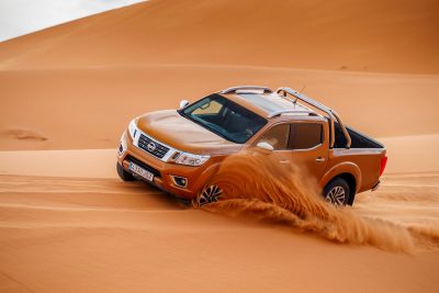 Nissan Navara in der Wüste
