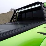 Ford F-150 SVT Raptor mit Led-Balken am Überrollbügel