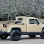 Jeep Comanche Concept in der Seitenansicht