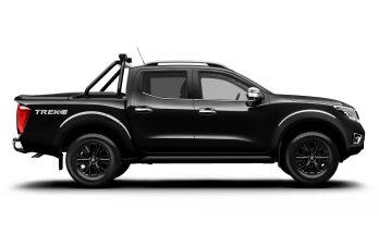 Sondermodell Nissan Navara Trek-1° - schwarz