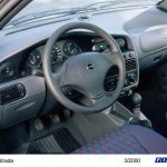 Cockpit vom Modell 2000 - Fiat Strada