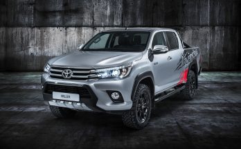 Toyota Hilux Invincible 50 in der Frontansicht