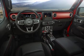 2020 Jeep Gladiator - Cockpit