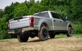 Ford F-350 Super Duty Tremor in der Heckansicht