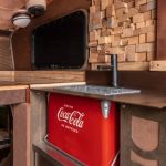 Chevrolet Pickup Camper Brown Sugar - Coca Cola Spüle