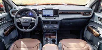 Ford Maverick Lariat - Cockpit