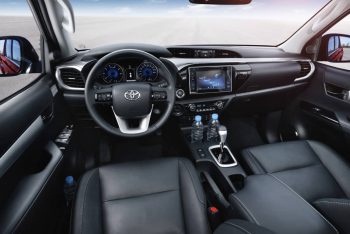 Toyota Hilux 2016 - Interieur